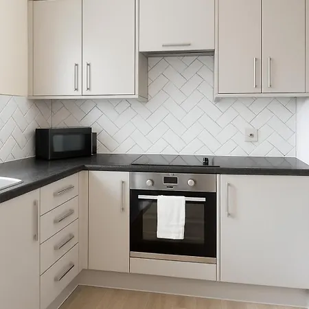 2 Bedroom Centre Appartement *
