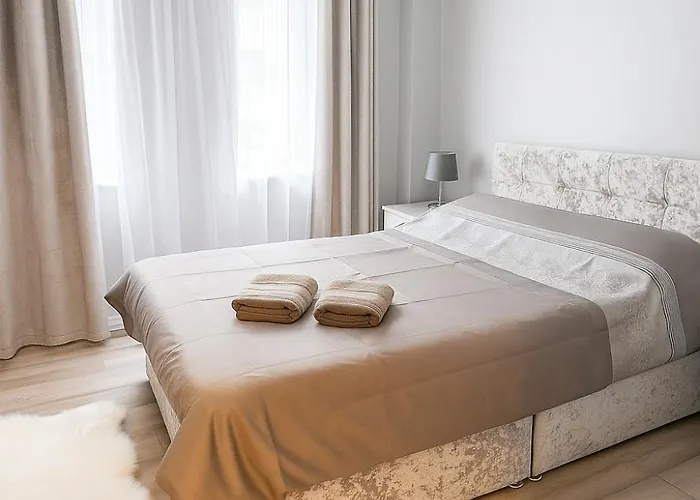 2 Bedroom Centre Lejlighed